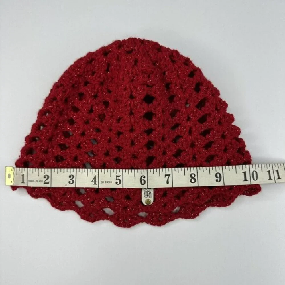 Created By‎ Cyd Big Twist Lacy Cloche Crochet Hat Twinkle Red Metallic NEW